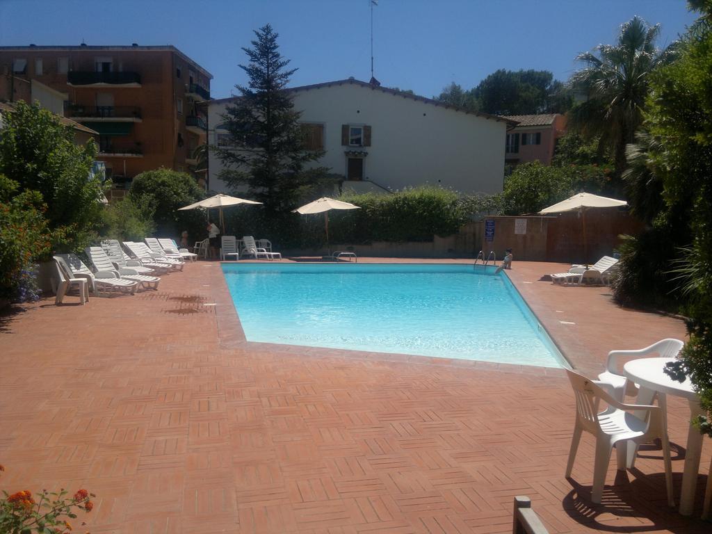 Porto Azzuro Apartment 6 Beds Порто-Аццурро Номер фото